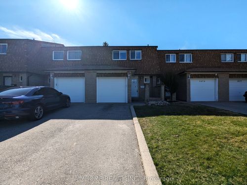 3081 Bridletowne Cir, Toronto, ON, M1W1S8 | Card Image
