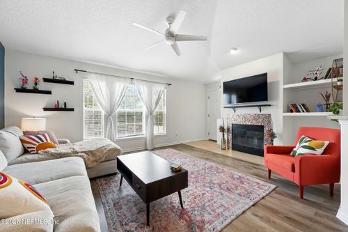 157-157 Jardin De Mer Pl, JACKSONVILLE BEACH, FL, 32250-8609 | Card Image