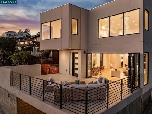 158 Lawson Rd, Kensington, CA, 94707-1018 | Card Image