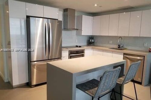 2216-1600 Ne 1st Ave, Miami, FL, 33132-1212 | Card Image