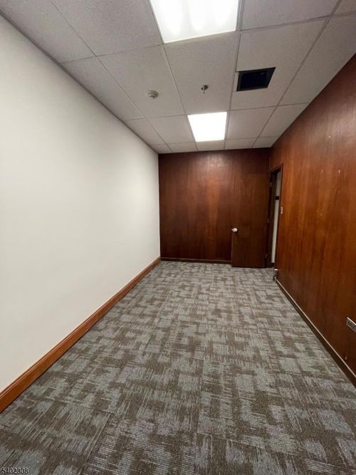 2 W Washington Ave, Washington, NJ, 07882-1951 | Card Image