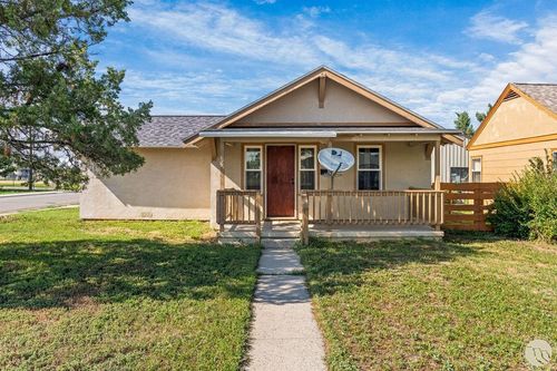 637 3rd St W, Hardin, MT, 59034-1601 | Card Image