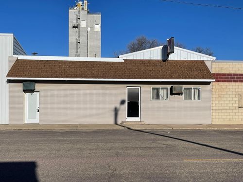 157 Main St, Round Lake, MN, 56167-9712 | Card Image