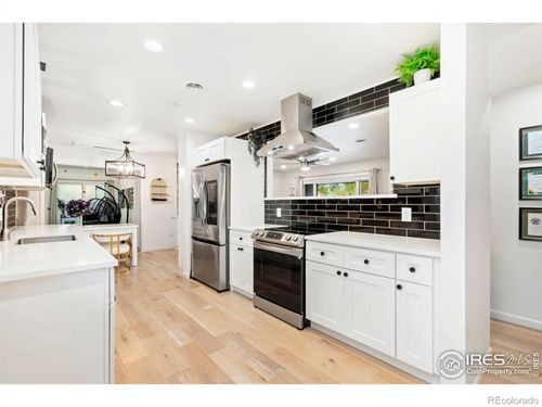 1308 Robertson St, Fort Collins, CO, 80524-4258 | Card Image