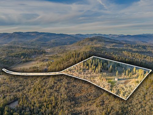 1140 Crowfoot Rd, Eagle Point, OR, 97524-4497 | Card Image