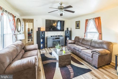 77 N Draper Cir, MAGNOLIA, DE, 19962-2060 | Card Image