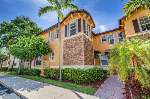 18-9267 Sw 227th St, Cutler Bay, FL, 33190-1911 | Card Image