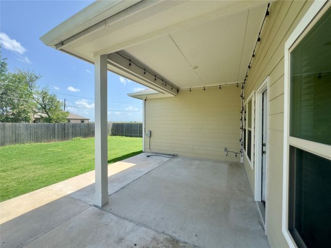 1520 Hunters Rd, House other with 3 bedrooms, 2 bathrooms and null parking in Lockhart TX | Image 37