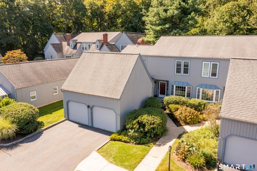 170-170 Glengarry Rd, Fairfield, CT, 06825-1168 | Card Image