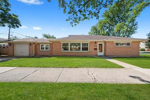 1621 Crescent Ave, Park Ridge, IL, 60068-5373 | Card Image