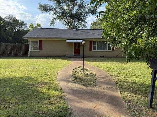 18 Sandy Ln, Palestine, TX, 75801-5372 | Card Image