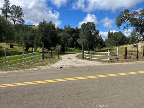 3151 Parkhill Rd, Santa Margarita, CA, 93453-8609 | Card Image