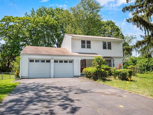 5 Crystal St, Spring Valley, NY, 10977-4511 | Card Image