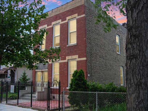 2148 Erie St, Chicago, IL, 60612-1735 | Card Image
