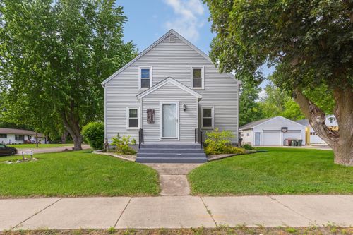330 Lake St W, Waterville, MN, 56096-1322 | Card Image