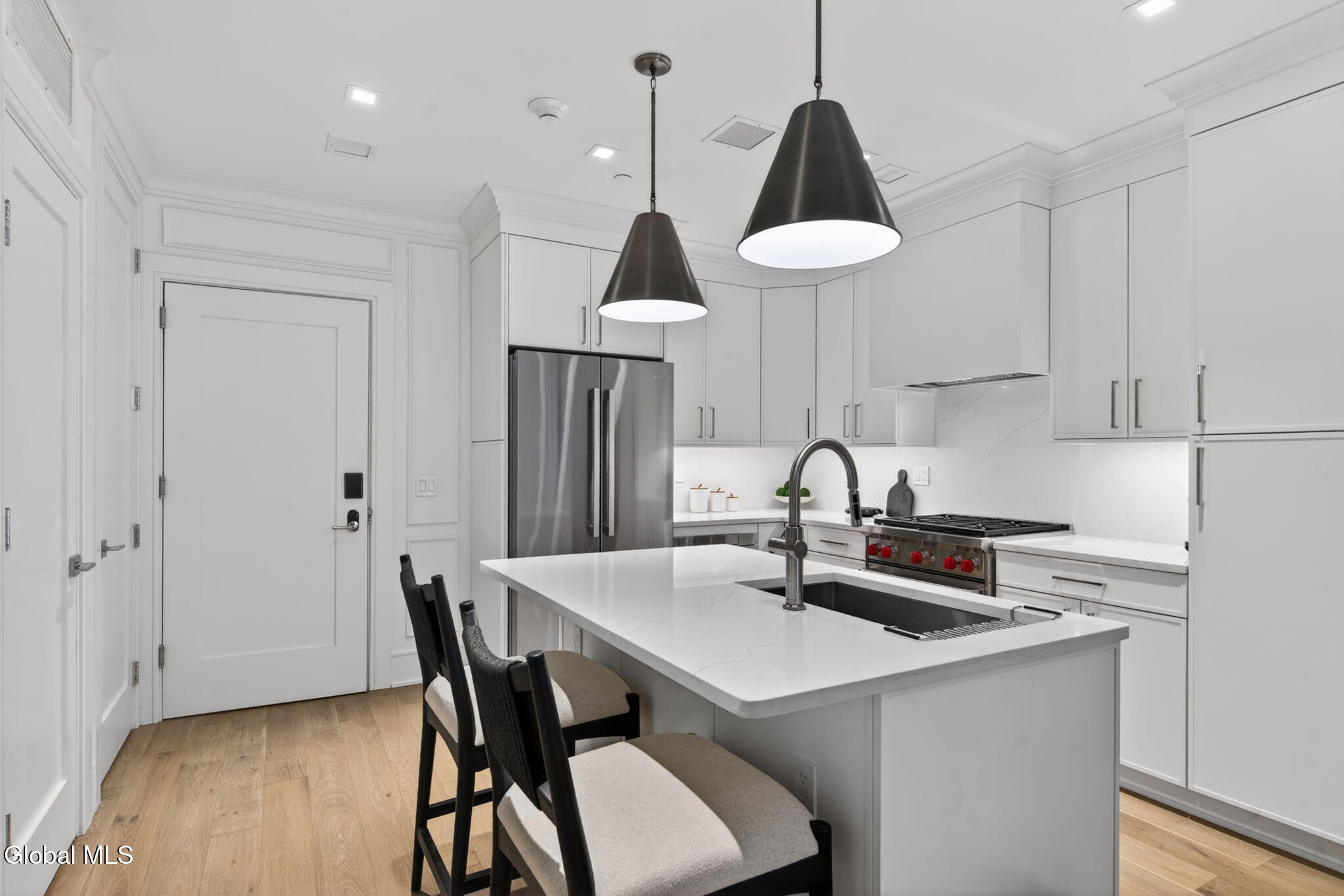 Residential in Saratoga Springs, Inside 4
