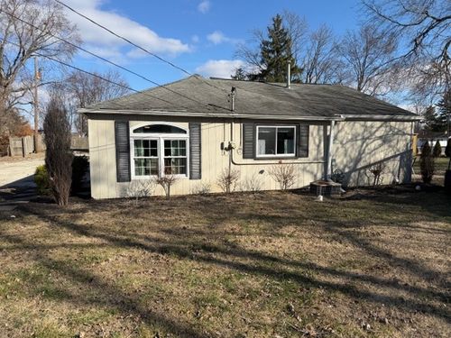 2004 Hayes Ave, Charleston, IL, 61920-3650 | Card Image