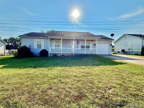 711 Houser St, Park Hills, MO, 63601-2287 | Card Image