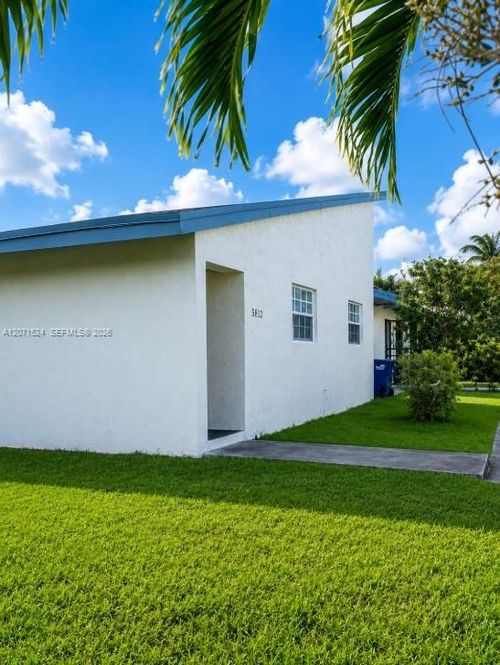 28012 Sw 140th Ct, Homestead, FL, 33033-1831 | Card Image