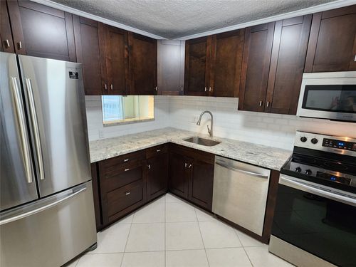 apt-308-4700 Washington St, Hollywood, FL, 33021-7660 | Card Image
