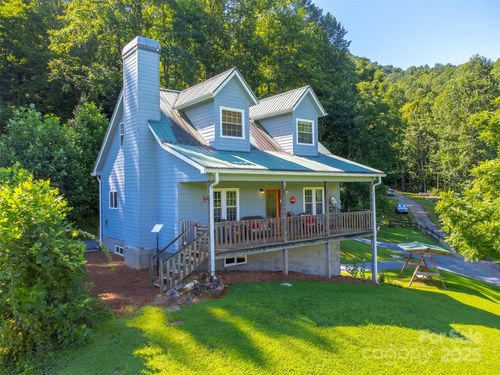 54 Barnwood Way, Whittier, NC, 28789-0898 | Card Image