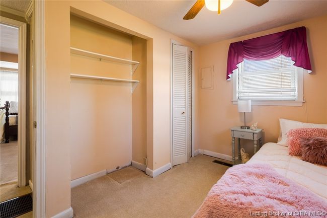 4621 Saint Johns Rd, Home with 3 bedrooms, 1 bathrooms and null parking in Floyds Knobs IN | Image 36