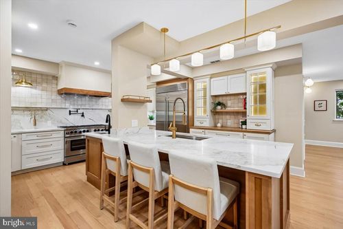 6317 Poe Rd, BETHESDA, MD, 20817-3183 | Card Image