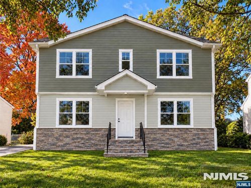 204 Charlton Ave, Lodi, NJ, 07644-3506 | Card Image