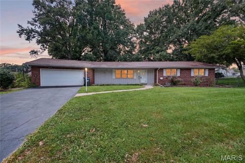 610 Laurel Dr, Waterloo, IL, 62298 | Card Image