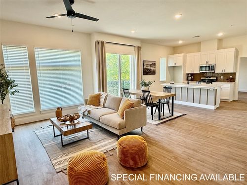 unit-1206-1811 Webberville Rd, Austin, TX, 78721-1554 | Card Image