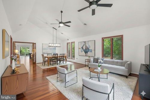 7512 Far Hills Dr, TOWSON, MD, 21286-7938 | Card Image