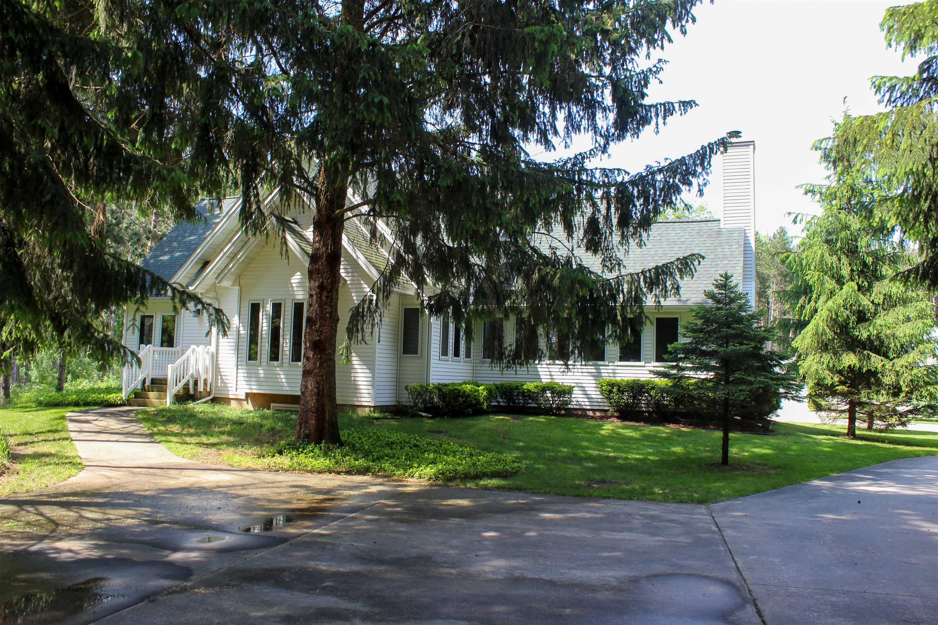 Jackson Rd, Alma, MI 48801