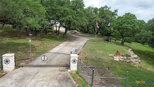 1241 Village Top, Canyon Lake, TX, 78133-3651 | Card Image