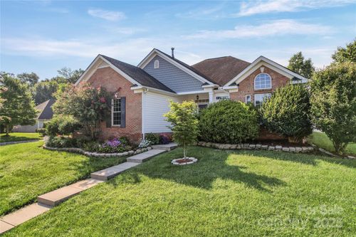 75-1001 Blazing Star Ln, Monroe, NC, 28110-8081 | Card Image