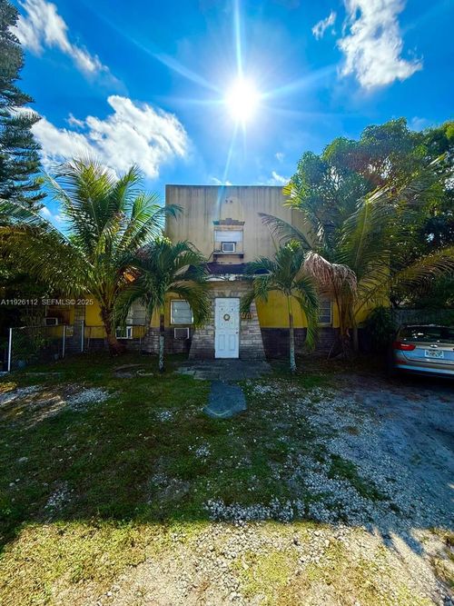 1340 Peri St, Opa-Locka, FL, 33054-3056 | Card Image