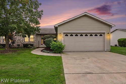 20-3930 River Road, East China Township, MI, 48054 | Card Image