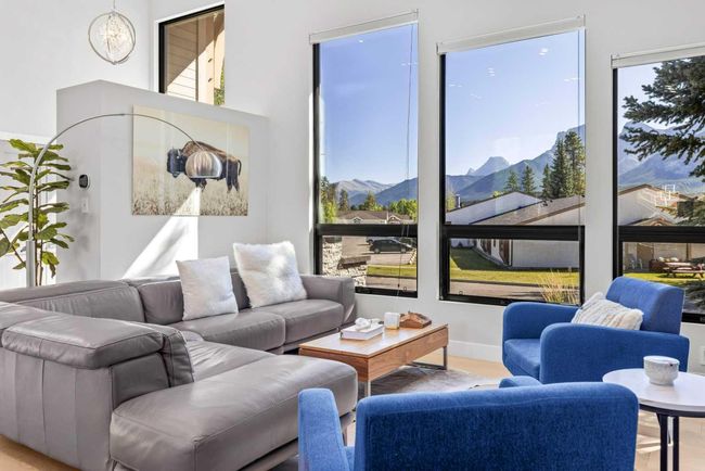 1010 14 Street, House other with 4 bedrooms, 3 bathrooms and 2 parking in Canmore AB | Image 14
