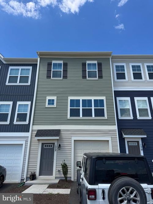 172 Heyford Dr, STEPHENSON, VA, 22656-2152 | Card Image
