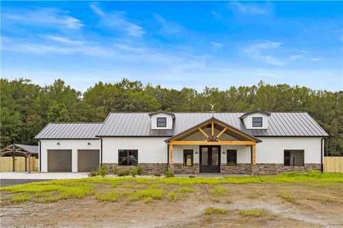 32 ac Beef Steak Road, Waverly, VA, 23890 | Card Image