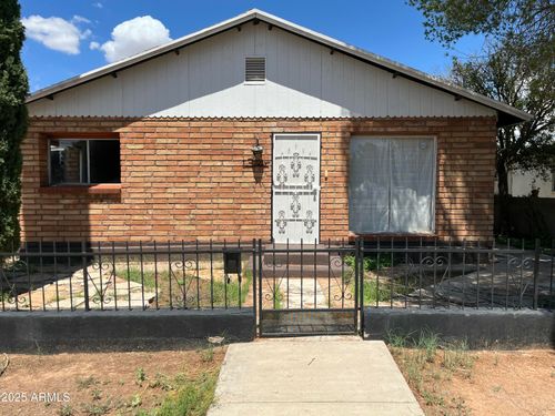 1324 E 6th St, Douglas, AZ, 85607-3005 | Card Image