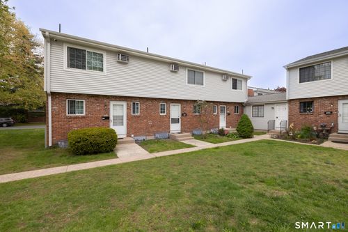 7b2-30 Woodglen Dr, Waterbury, CT, 06705-3636 | Card Image
