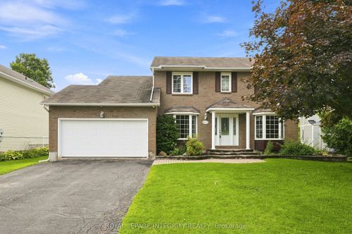 675 Potvin Ave, Rockland, ON, K4K1H2 | Card Image