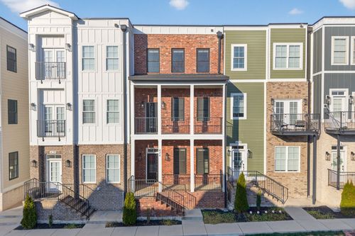 424 Centre St, Pleasant View, TN, 37146-7203 | Card Image