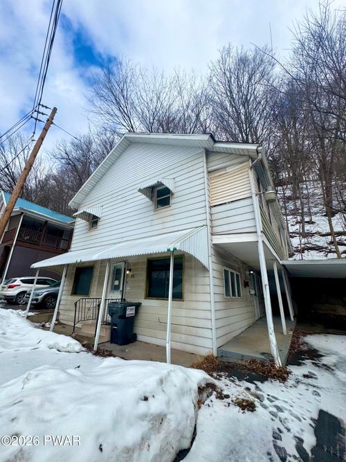 117 Cliff St, Honesdale, PA, 18431-2109 | Card Image