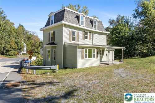 305 State St, Mount Bethel, PA, 18343-1502 | Card Image