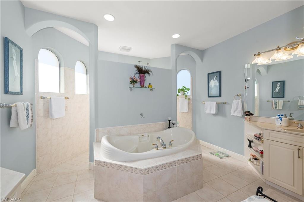 Residential in CAPE CORAL 4
