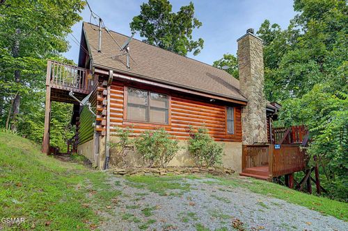 1065 Willard Way, Sevierville, TN, 37876 | Card Image