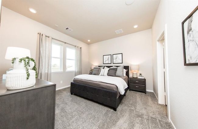 2791 Holly Laurel Dr, House other with 4 bedrooms, 3 bathrooms and 2 parking in Alvin TX | Image 8