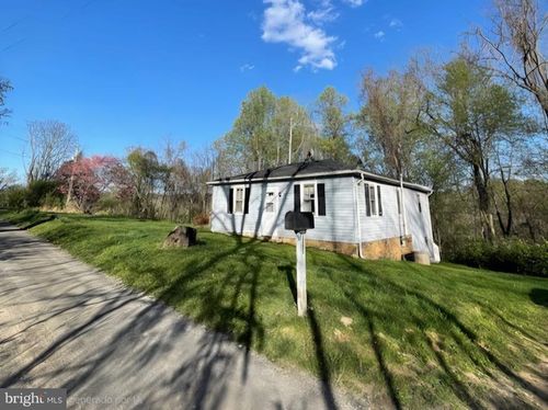 38777 Holmes Mill Rd, HAMILTON, VA, 20158-3538 | Card Image