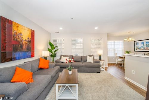 4706-4706 Tudor Dr, Pompton Plains, NJ, 07444-1127 | Card Image